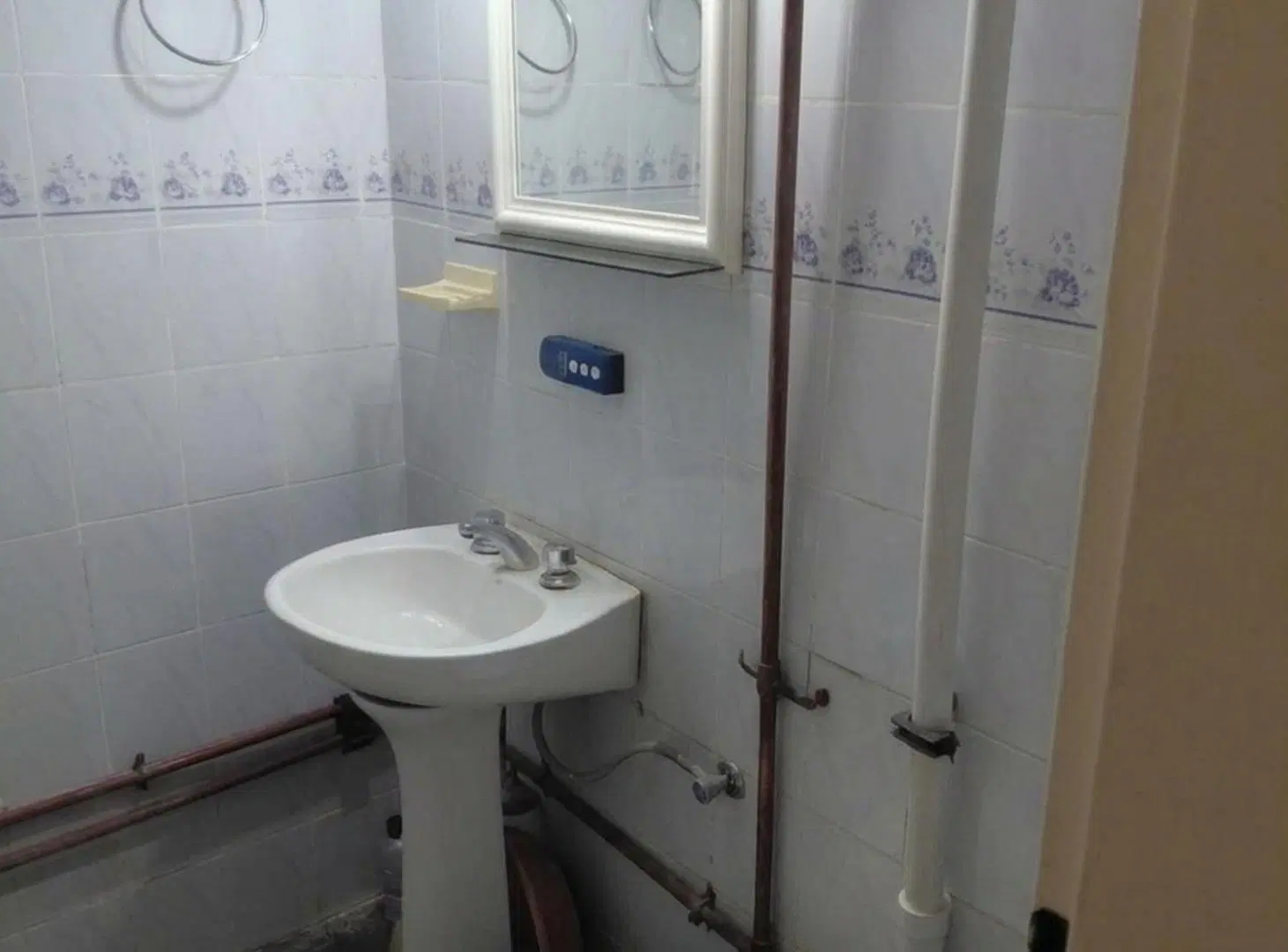 CASA Y COMERCIO EN VENTA MORENO OPORTUNIDAD 5