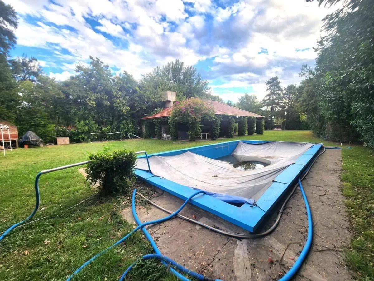 VENTA CASAQUINTA PILETA PARQUE GAONA MORENO 5