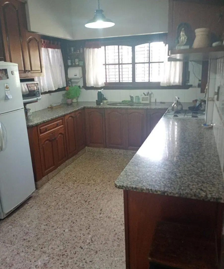 CASA EN VENTA EN MORENO cerca del Acceso Oeste 5