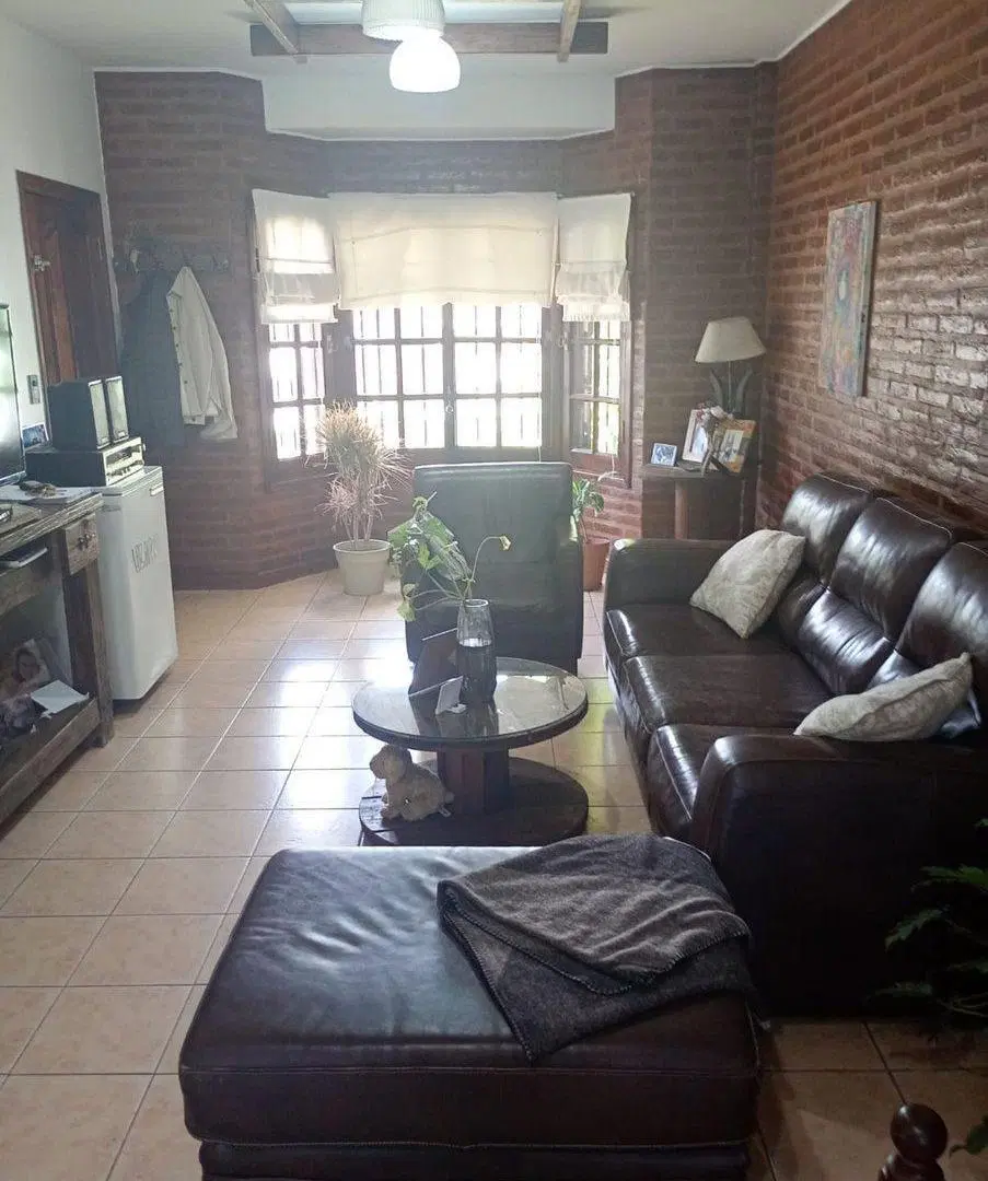CASA EN VENTA EN MORENO cerca del Acceso Oeste 2