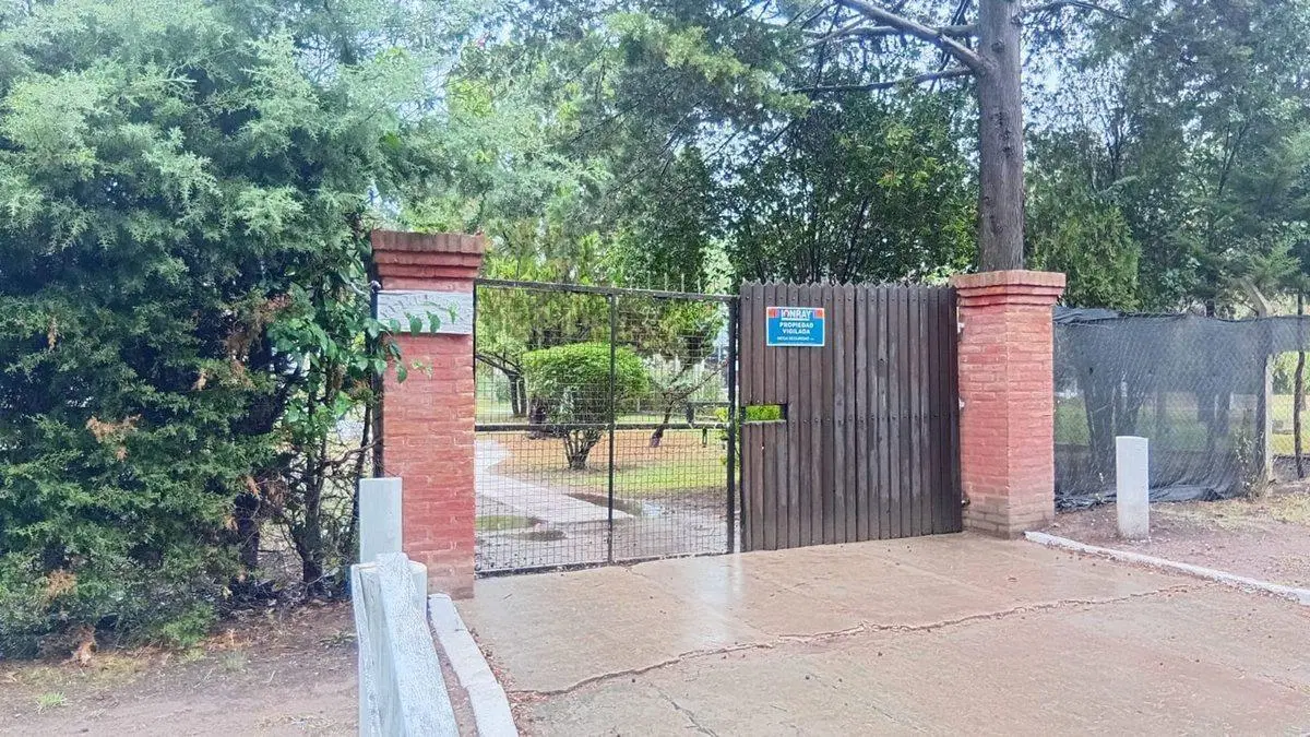 CASA QUINTA EN VENTA EN ALVAREZ 3