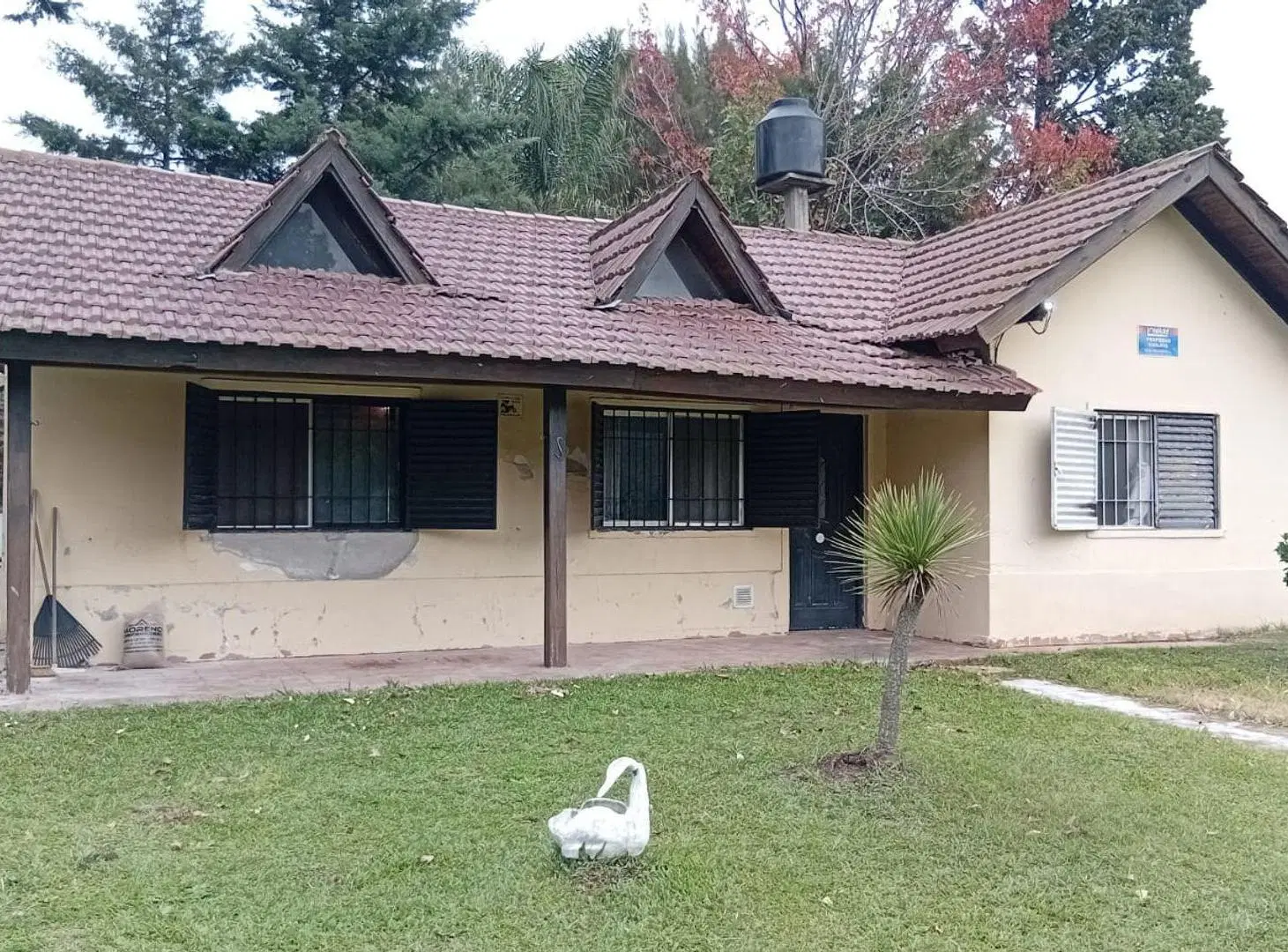 CASA QUINTA EN VENTA EN ALVAREZ 2