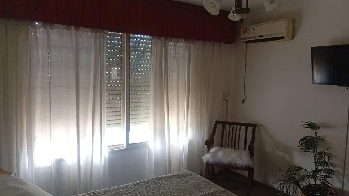 CASA EN VENTA , 4 AMBIENTES I LUJAN I APTO CREDITO 8