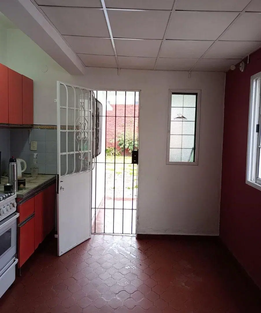 CASA EN VENTA MORENO CENTRO 3