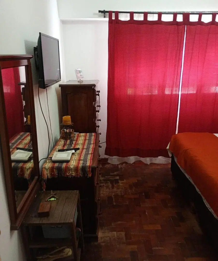 CASA EN VENTA EN MORENO 4