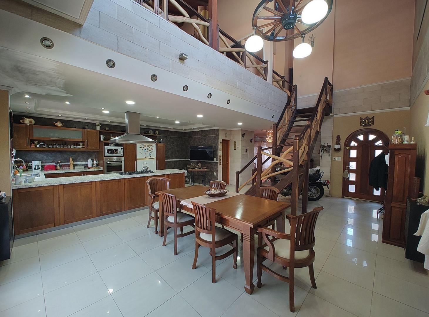 CASA VENTA MORON