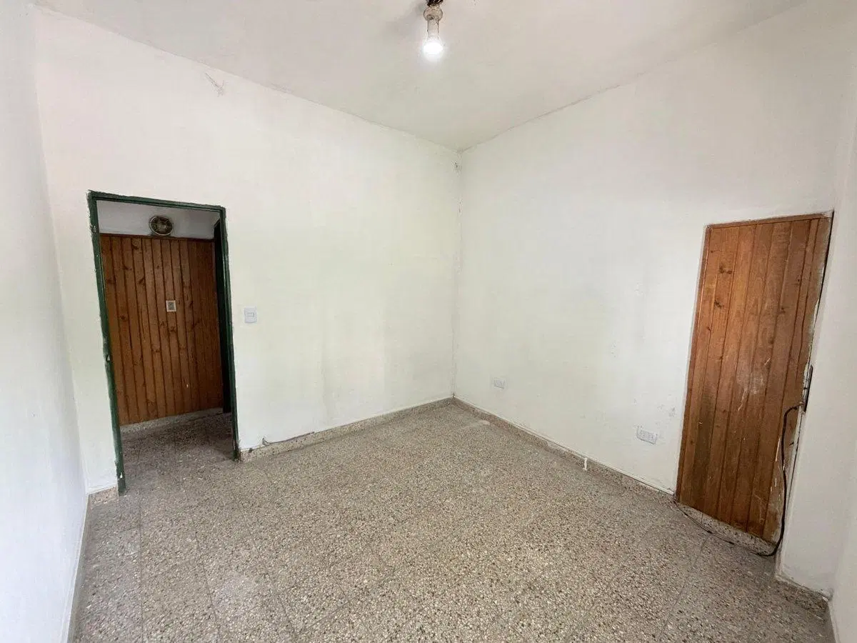 VENTA PH 2 AMB + LOCAL EN MORENO ZONA RESIDENCIAL 2