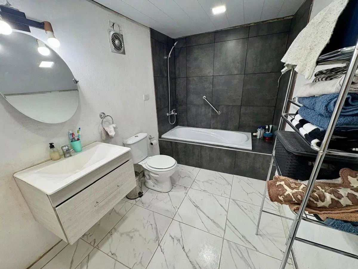 Venta Casa Padua 3 ambientes + Departamento 2 amb 5