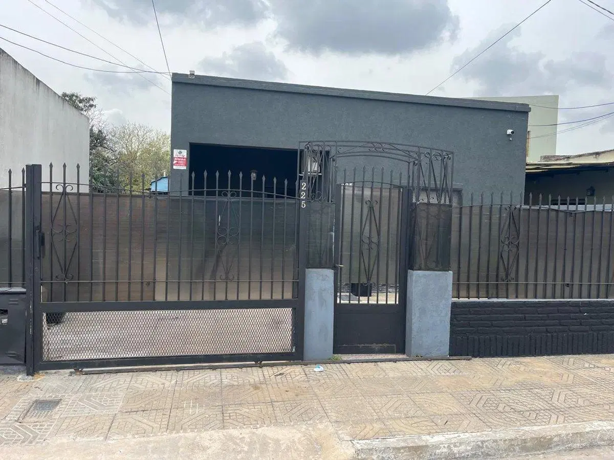 Venta Casa Padua 3 ambientes + Departamento 2 amb 3