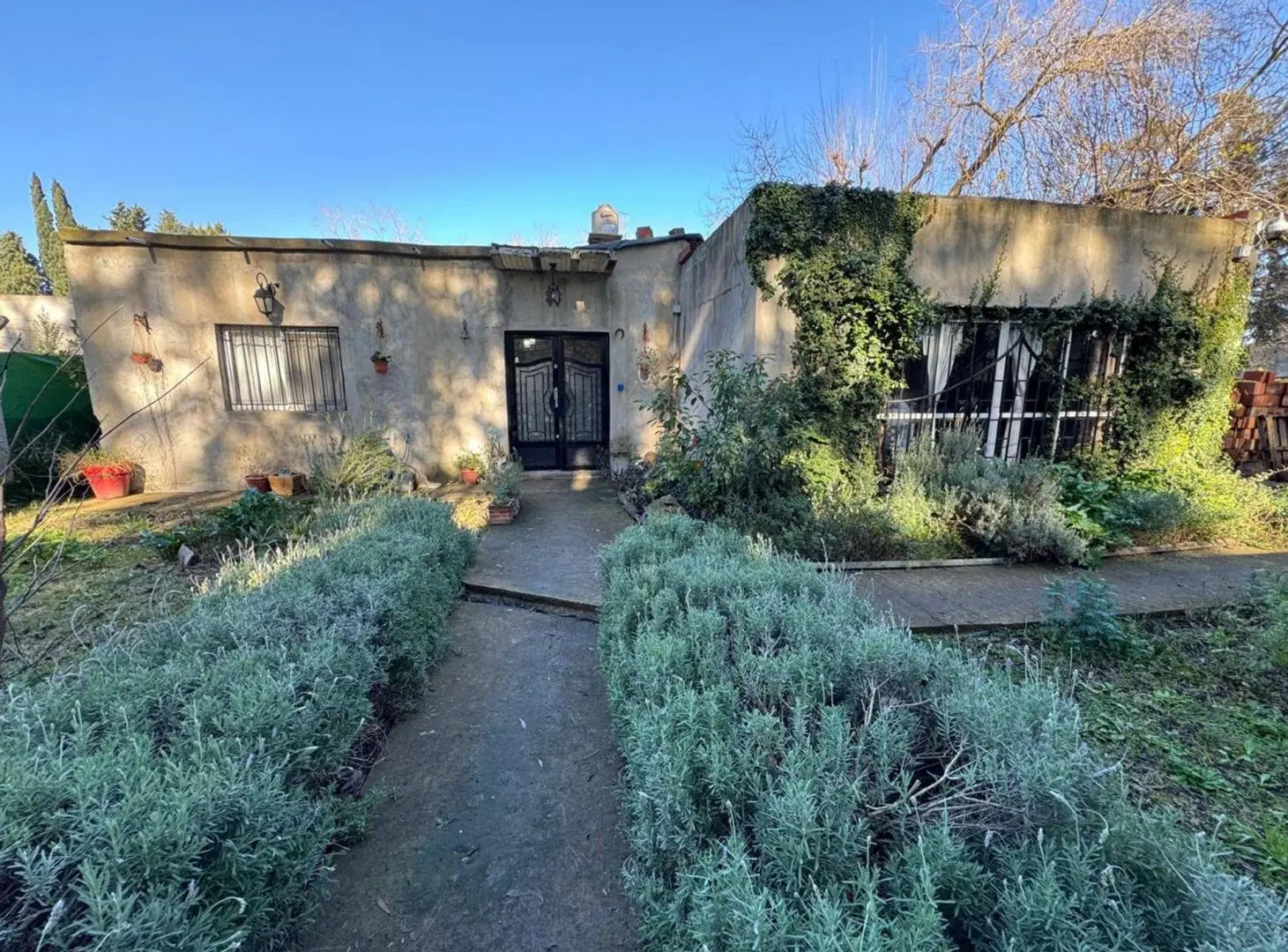 VENTA CASA 1000M2 MORENO LA REJA 4