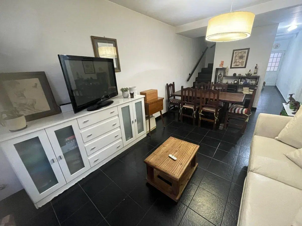 DUPLEX VENTA CASTELAR 4