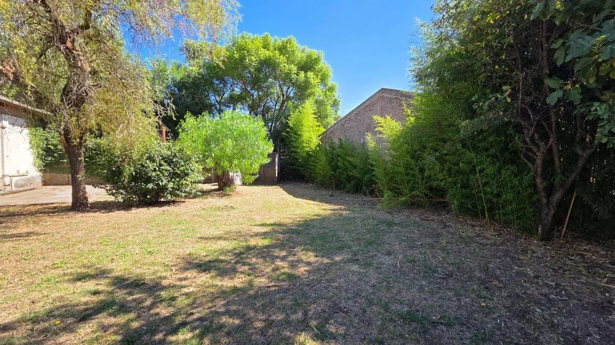 Casa Local Galpón a refaccionar VENTA Luján, Bs As 5