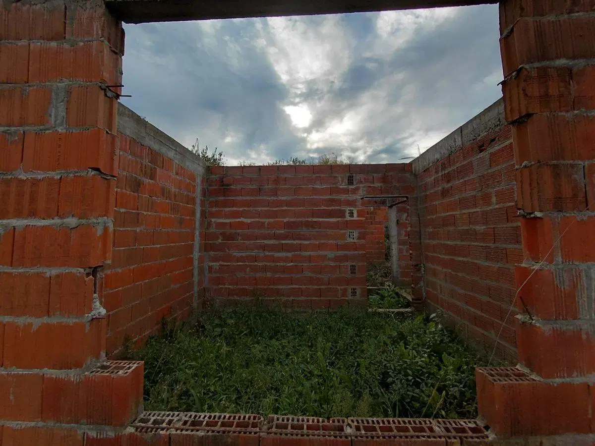 Venta Lote con importantísimas mejoras Marcos Paz 5