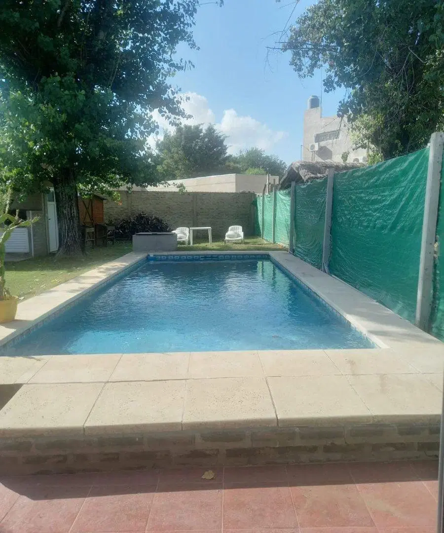 CASA NUEVA CON PILETA Y DEPOSITO EN FCO. ALVAREZ. 3
