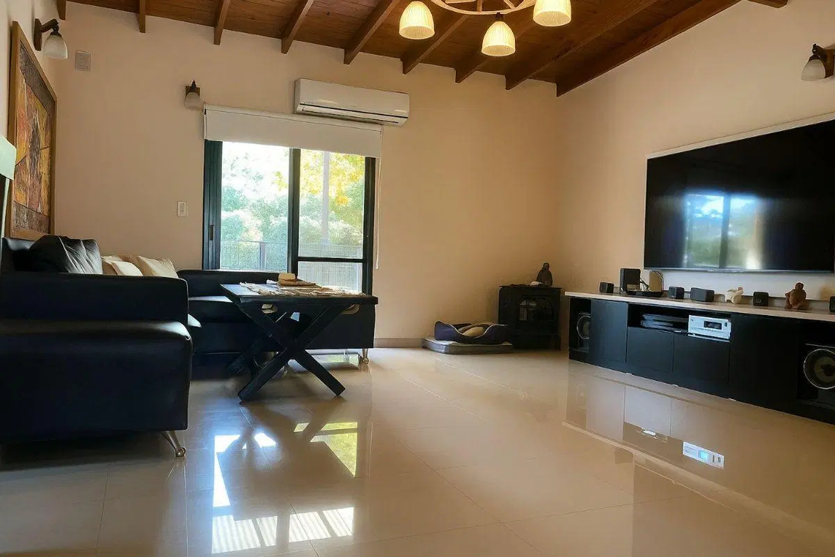 Casa en venta en barrio cerrado El Resuello 5