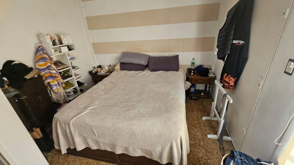 VENTA CASA EN DOS PLANTAS 4 AMBIENTES MORON HAEDO 2