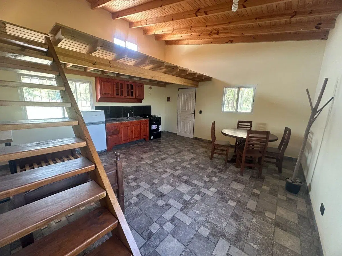Venta Quinta con Pileta en CHACRAS DEL LAGO 8