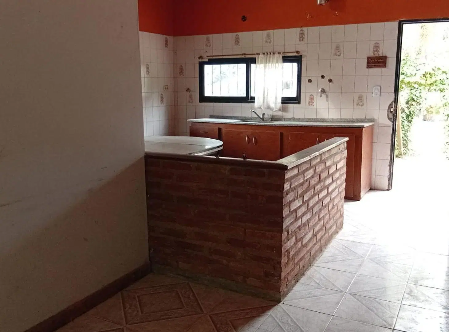 CASA QUINTA EN VENTA EN ALVAREZ 5