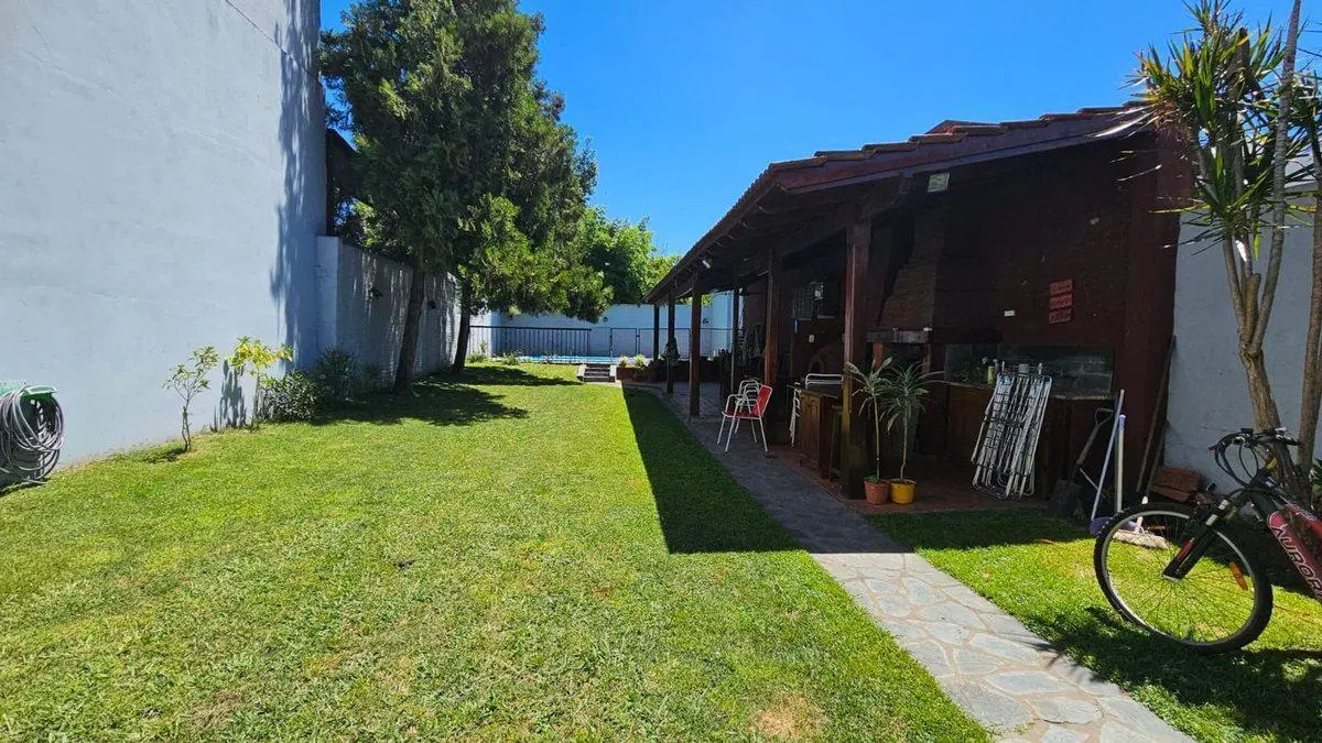 VENTA CASA o LOTE ITUZAINGO CASTELAR DESARROLLO 5