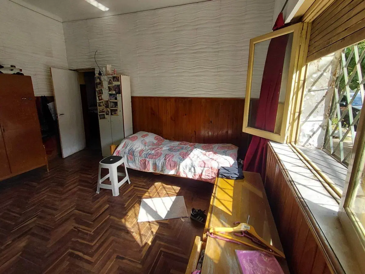 Venta Casa + 2 locales importantes Rodríguez centr 8