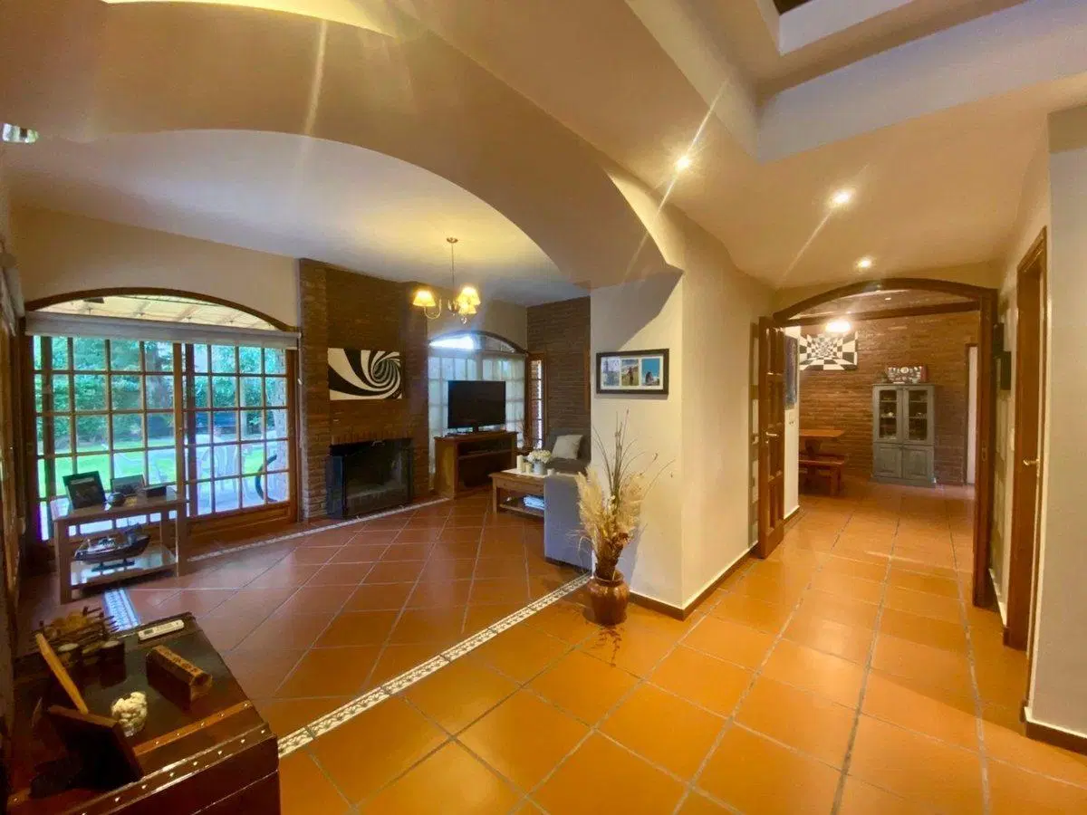 VENTA CASA COUNTRY BANCO PROVINCIA MORENO 2