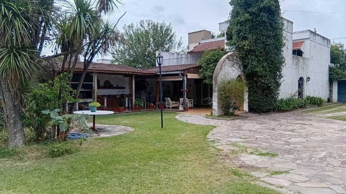 LOTE 1090 M2 VENTA  IDEAL DESARROLLO / INVERSION 3