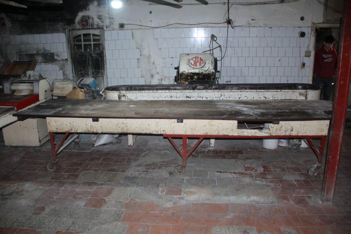 Foto de VENTA CASA C LOCAL PANADERIA INCLUYE MAQUI MERL0, imagen 4