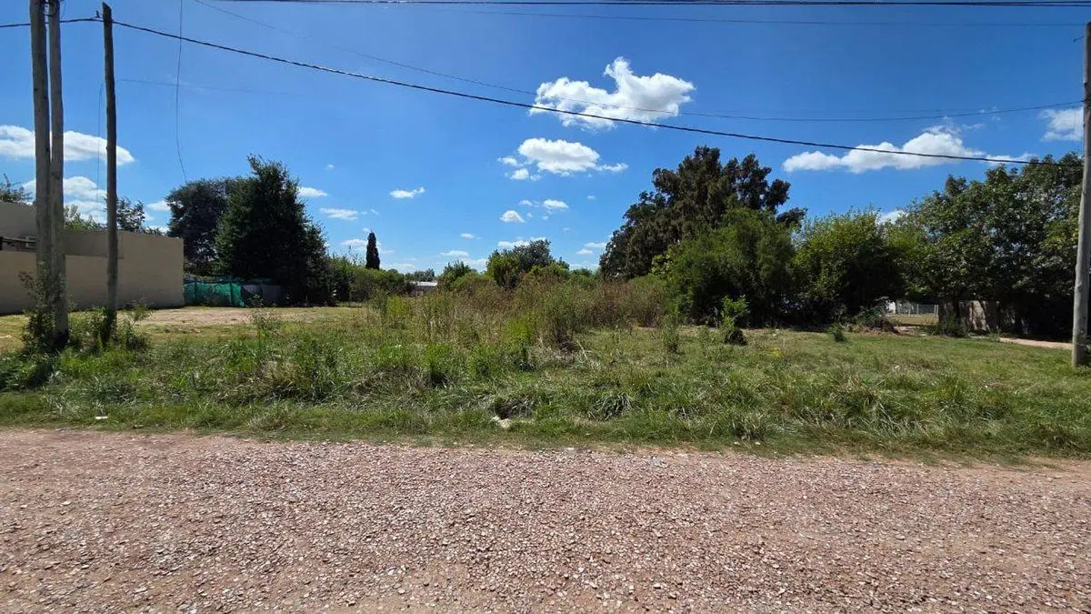 Terreno 300 mt Pueblo Nuevo, Jauregui, Luján Bs As 2