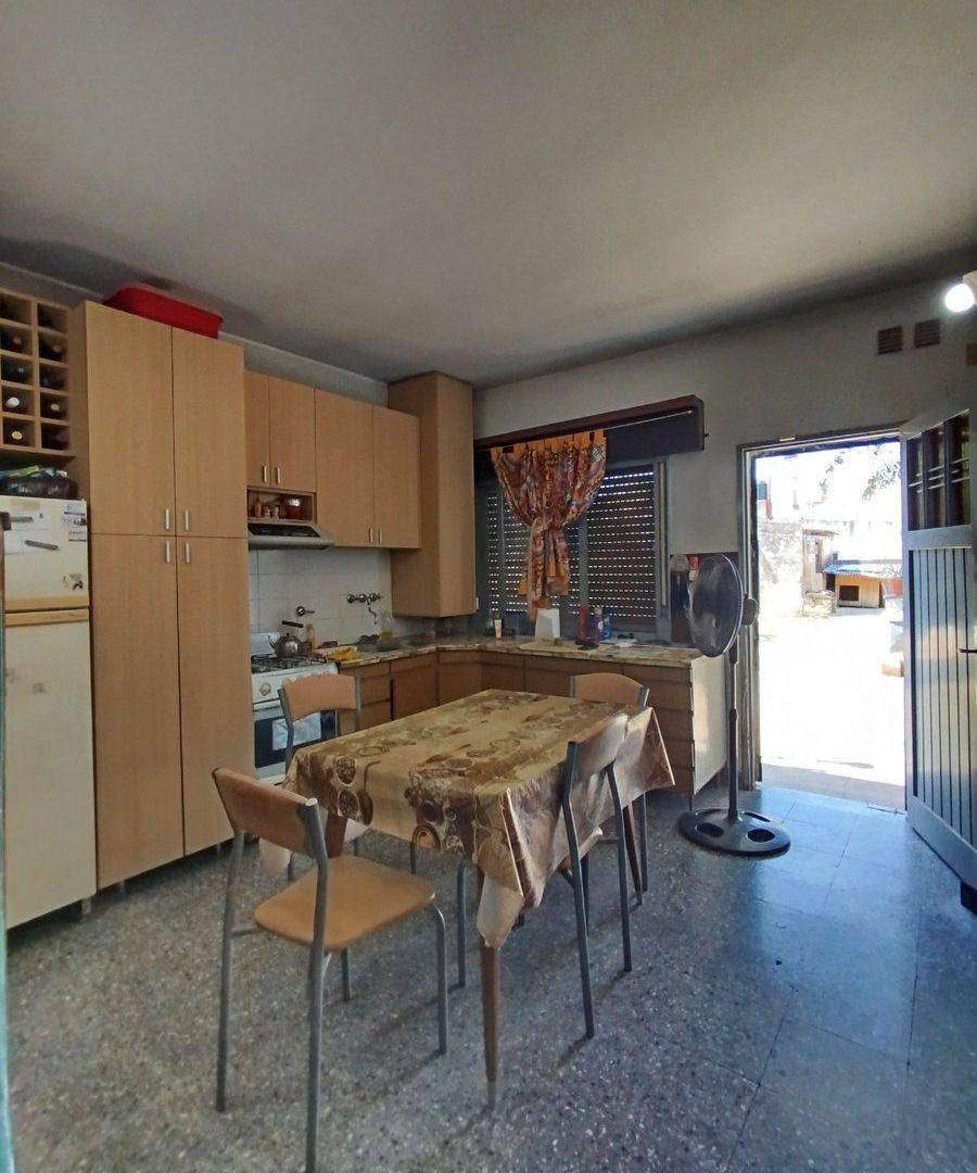 Foto de venta casa amplio parque cuatro ambientes moreno, imagen 3