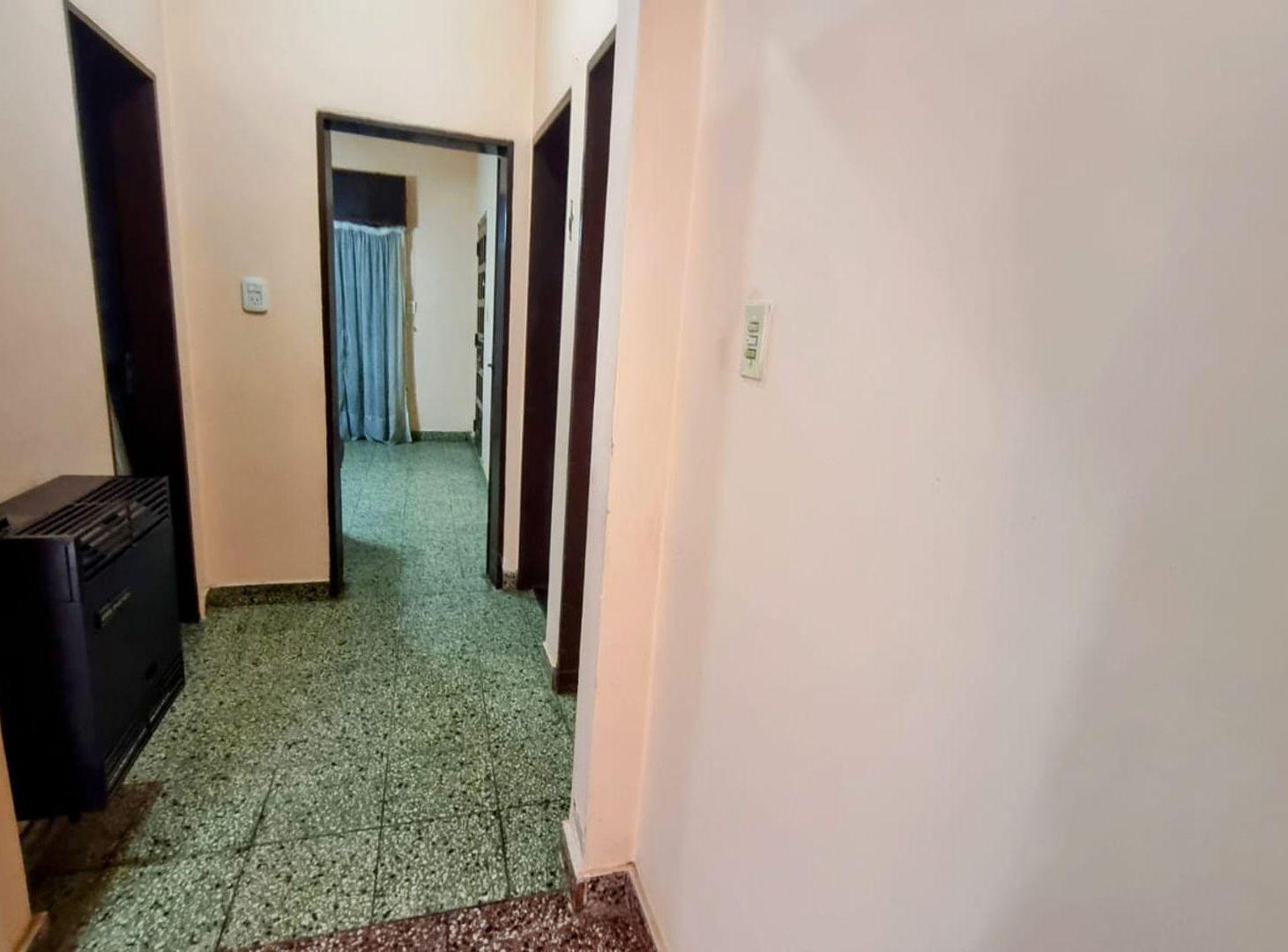 Foto de CASA EN VENTA- MORENO, imagen 1