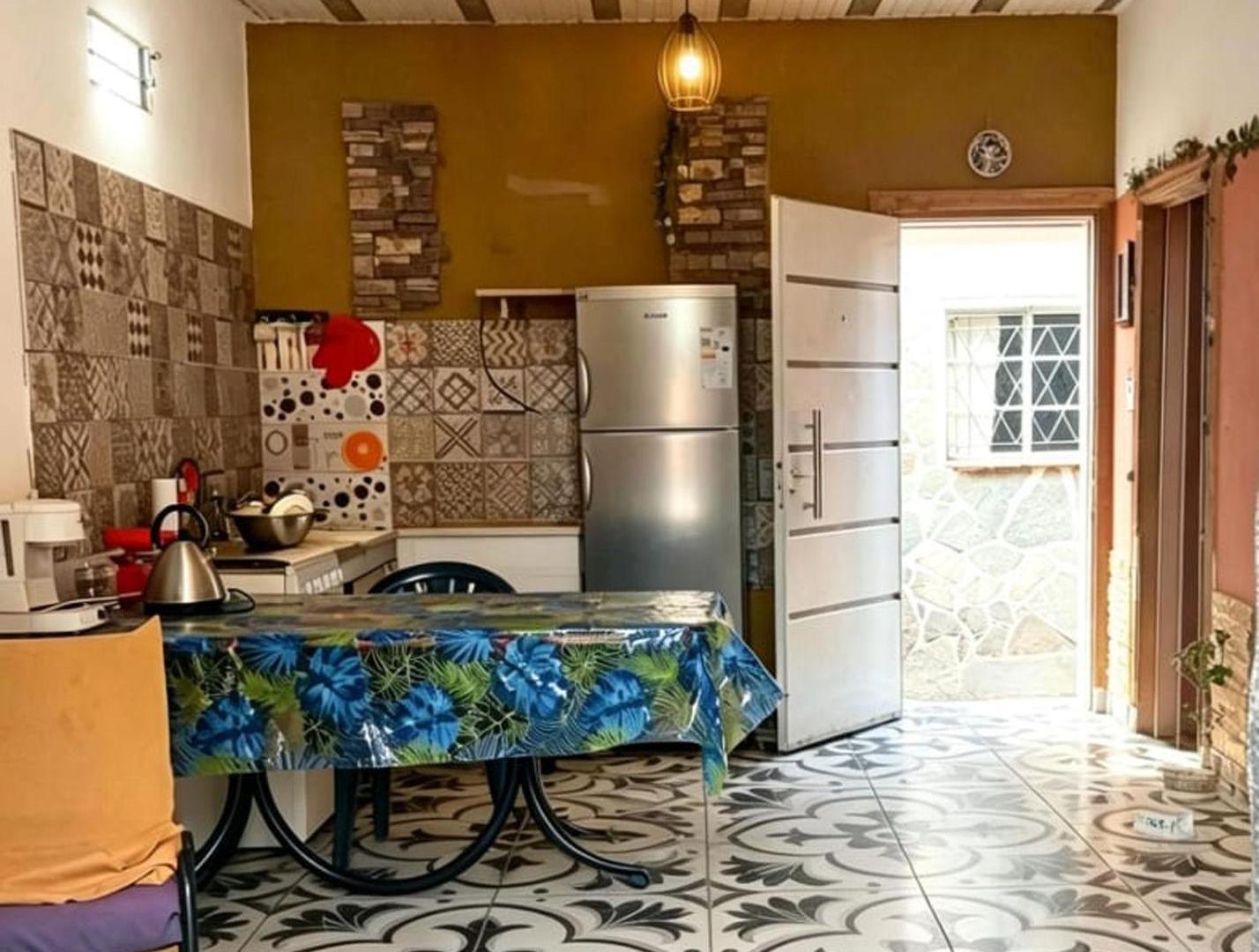 Foto de Alquiler monoambiente con patio a Mts de R25, imagen 4