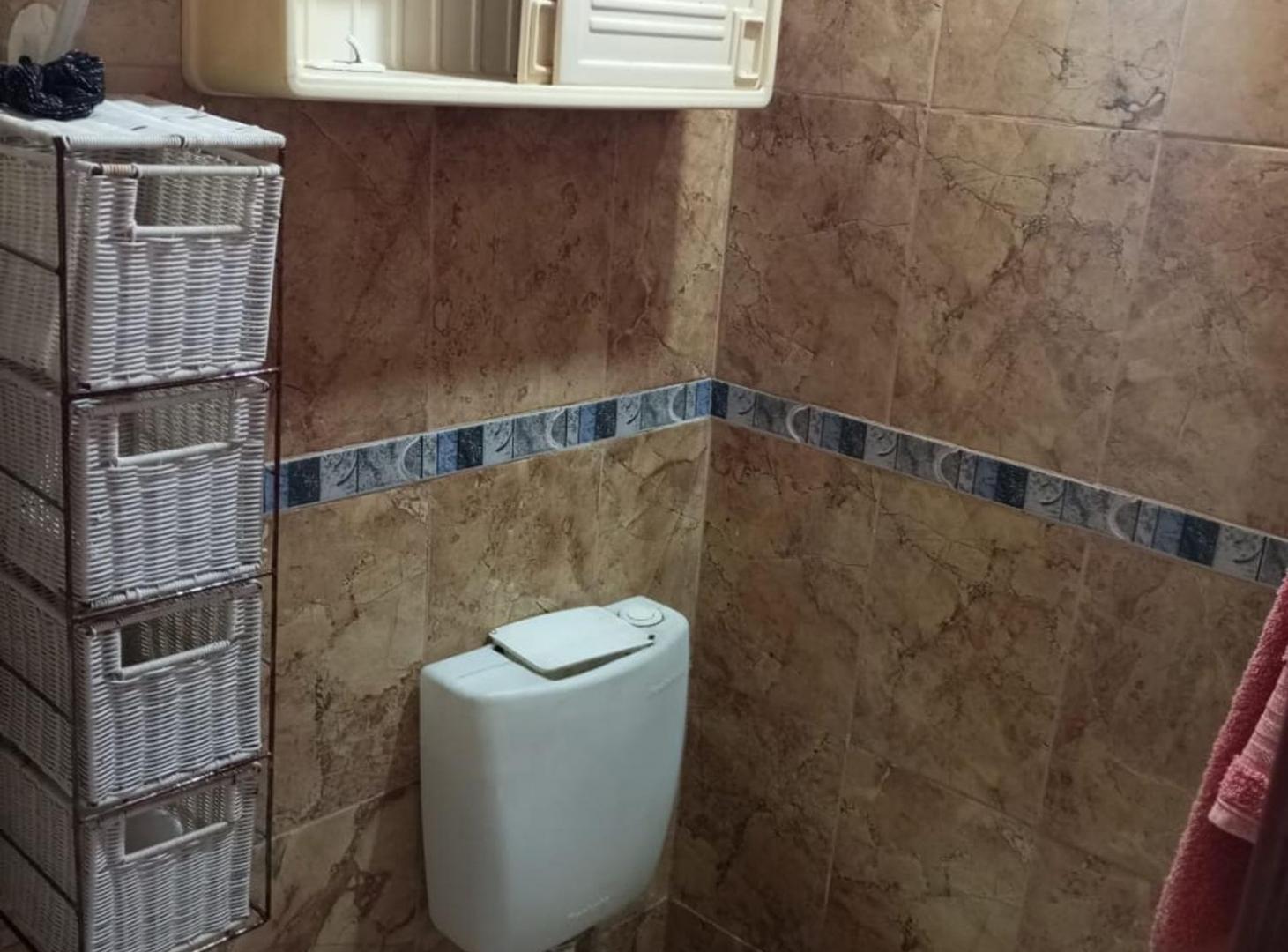Foto de Alquiler monoambiente con patio a Mts de R25, imagen 2