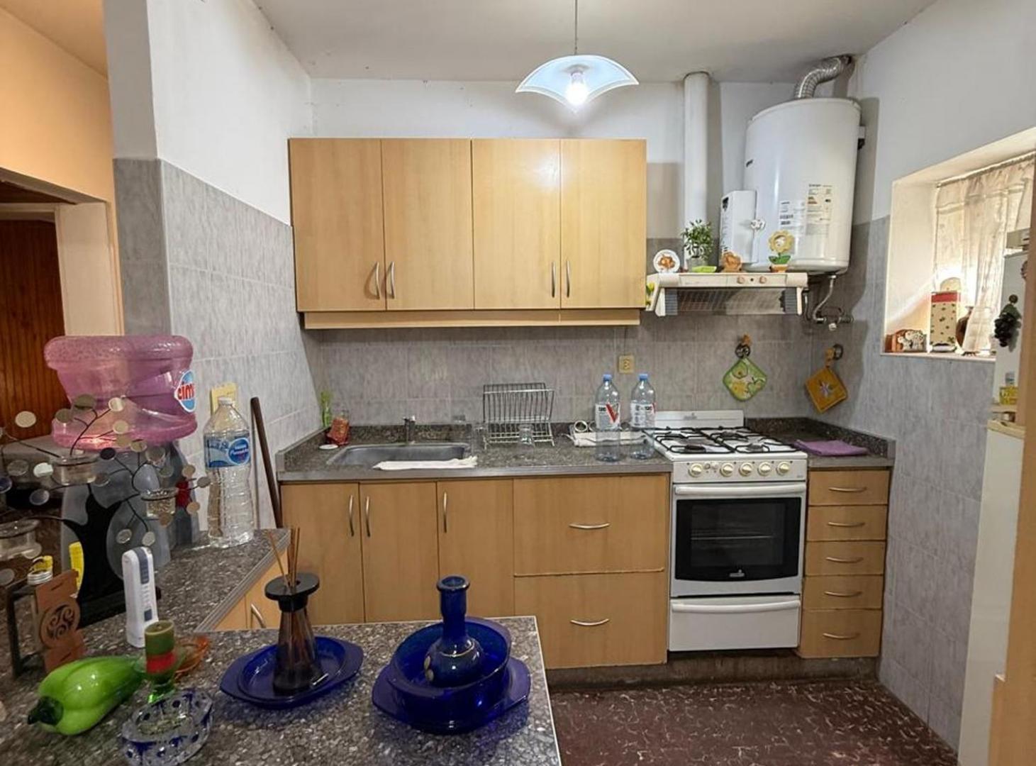 Foto de VENTA CASA 3 AMBIENTES PASO DEL REY CENTRO LT328M2, imagen 1