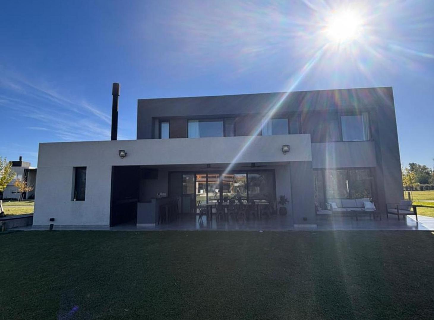 Foto de Casa 6 ambientes en barrio cerrado terravista, imagen 4