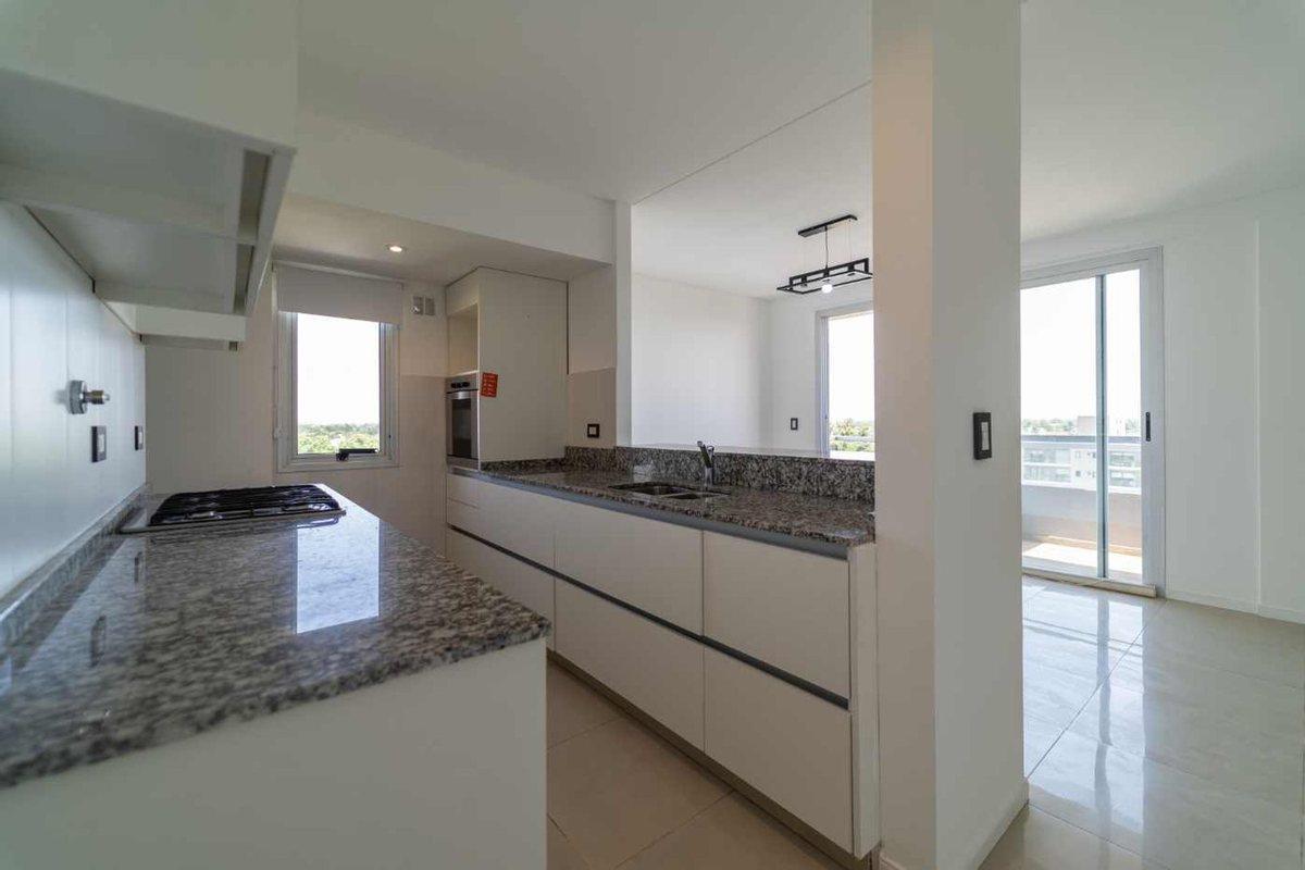 Foto de VENTA DEPTO 3 AMB 95M2 C/ COCHERA ITUZAINGO NORTE, imagen 3