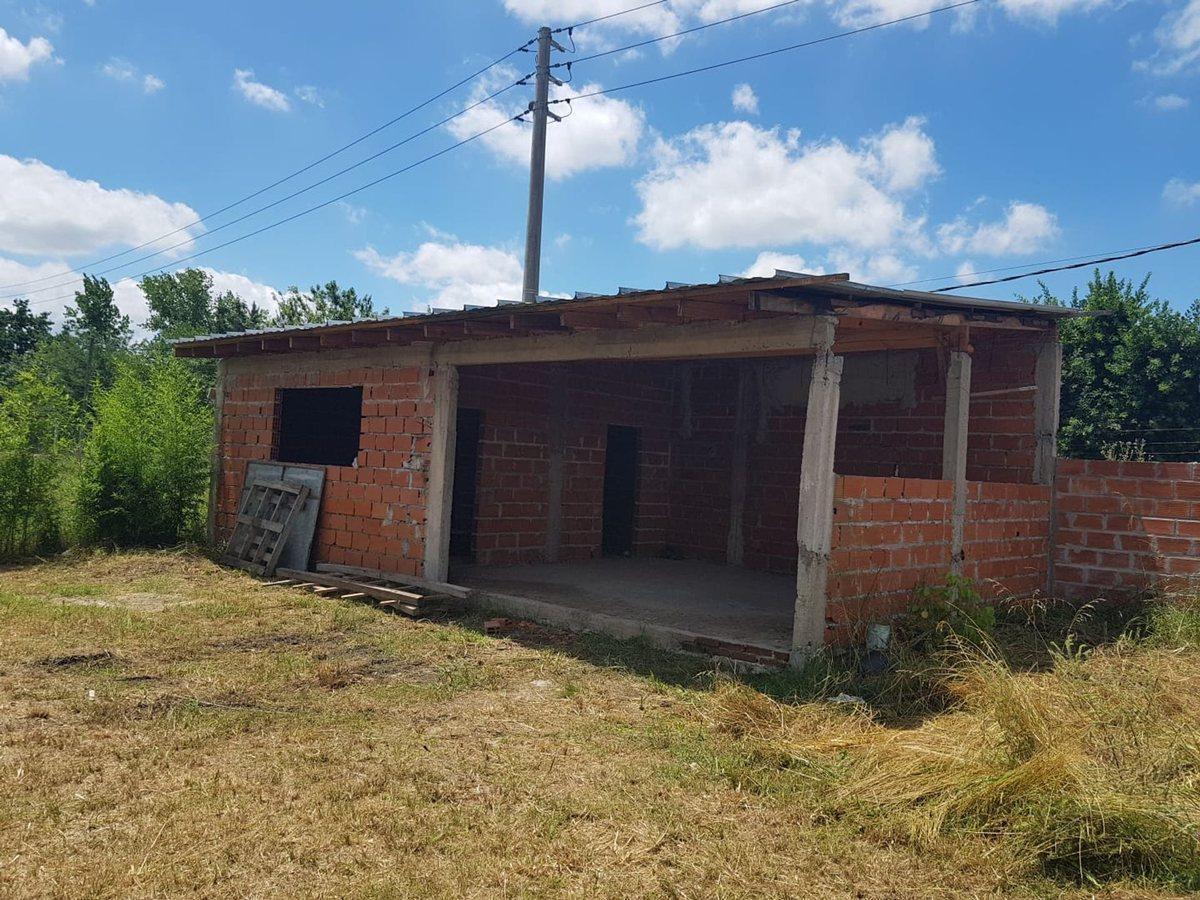 Foto de Lote de 846 m2 con MEJORAS en "ROBLES DE ALVAREZ", imagen 5