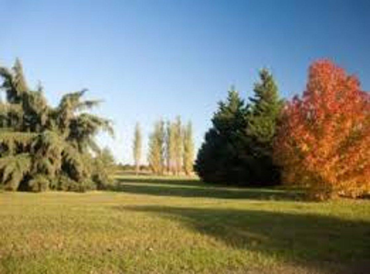 Foto de VENTA LOTE 2079 m2 - LA PRIMAVERA GOLF - LUJAN, imagen 1