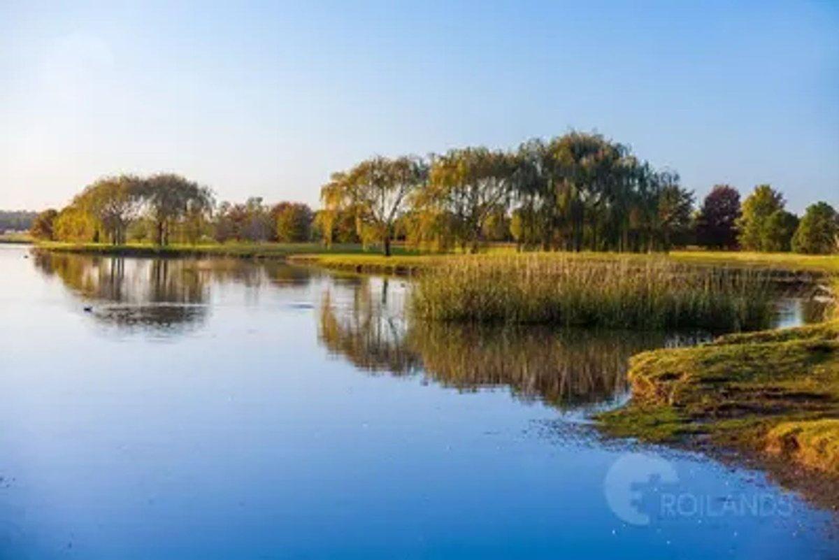 Foto de VENTA LOTE 2079 m2 - LA PRIMAVERA GOLF - LUJAN, imagen 5