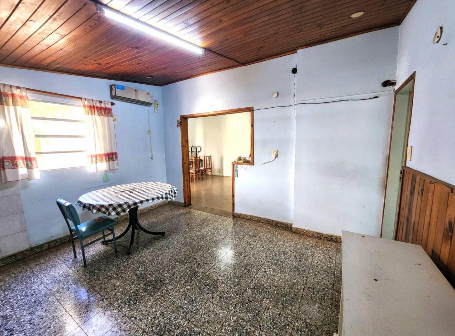 Foto de OPORTUNIDAD VENTA CASA ITUZAINGO NORTE, imagen 2