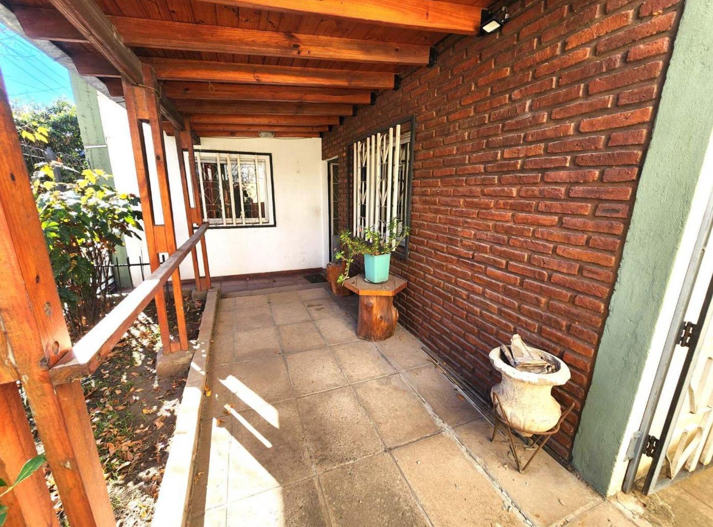 Foto de OPORTUNIDAD VENTA CASA ITUZAINGO NORTE, imagen 5