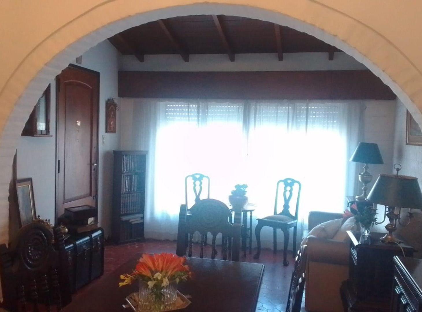 Foto de CASA EN VENTA 4 AMBIENTES MORENO APTO CRÉDITO, imagen 1