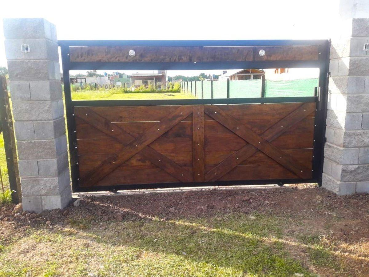 Foto de Venta Lote 800 m2 en "ROBLES DE ALVAREZ", imagen 1