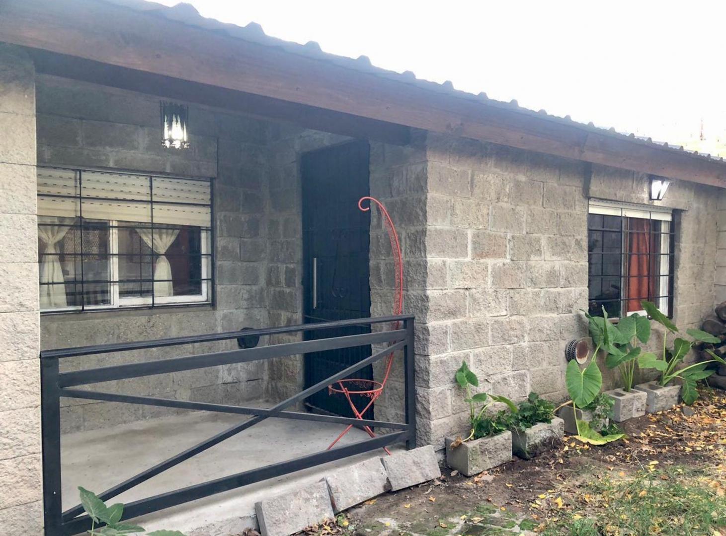 Foto de Excelente Casa con Pileta, imagen 2