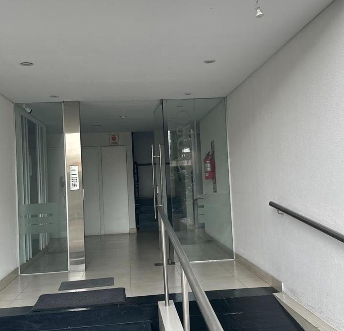Foto de Departamento en alquiler Haedo, Moron, imagen 1
