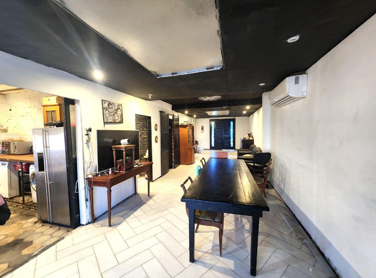 Foto de VENTA CASA FINANCIA AMPLIA PILETA LA REJA, imagen 1