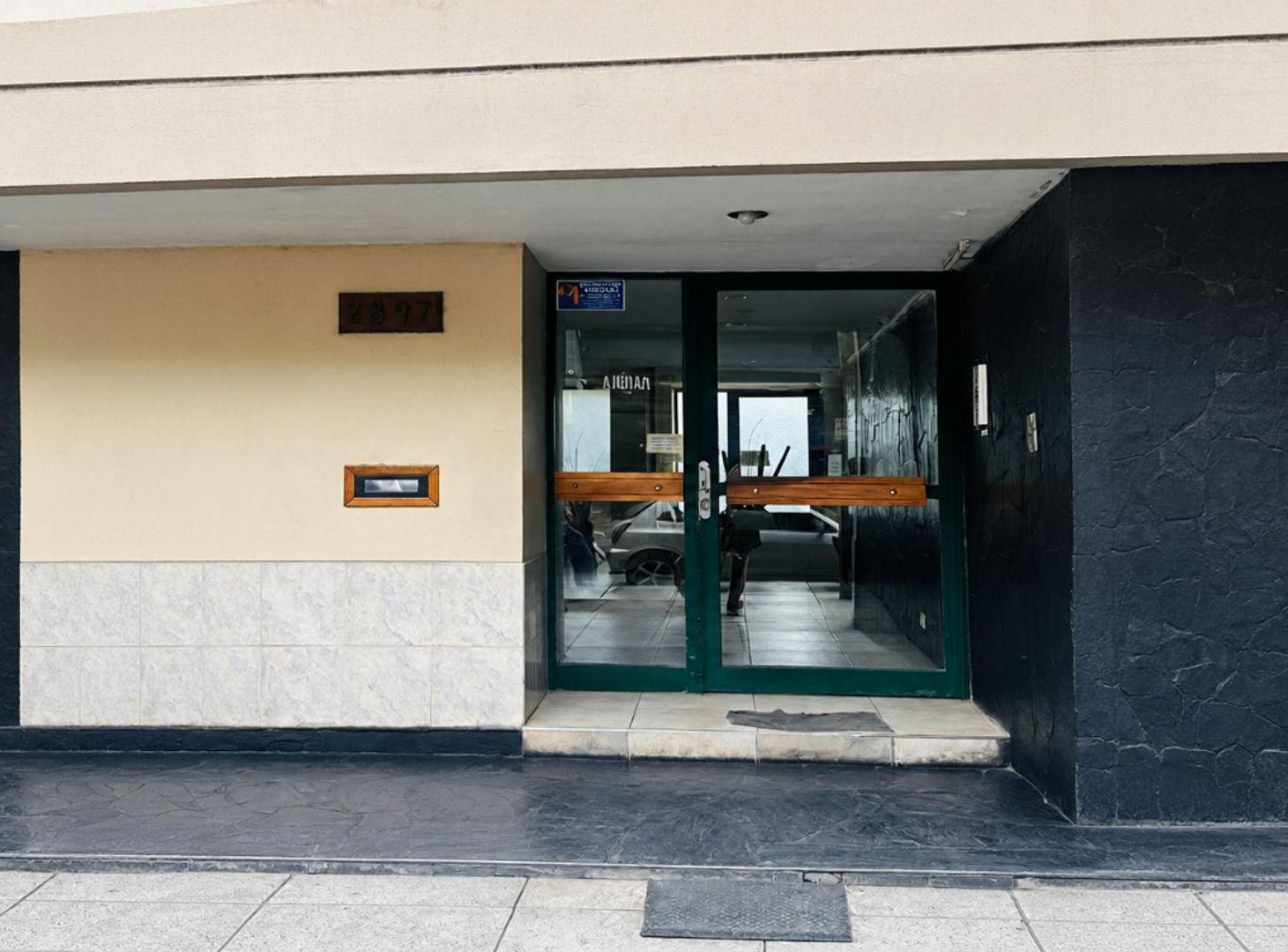 Foto de Departamento de 3 ambientes, excelente ubicación., imagen 1