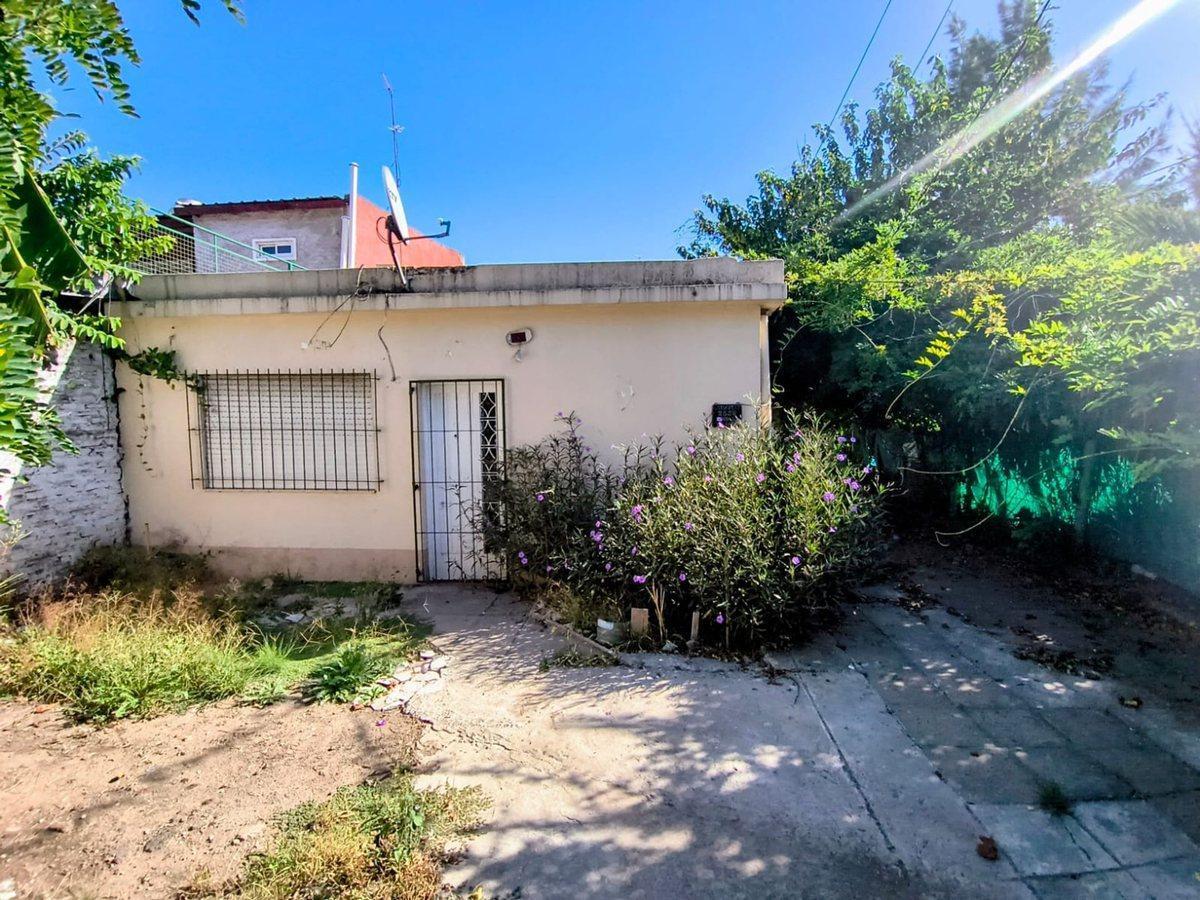 Foto de CASA VENTA LA REJA A REFACCIONAR (2 CASAS), imagen 3
