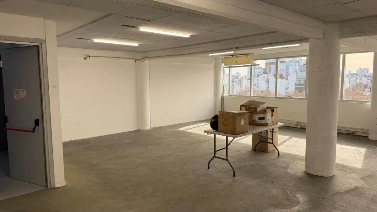 Oficina PISO ALTO 126M2 COCHERA FIJA CONTRAFRENTE PLANTA LIBRE VIGILANCIA 2