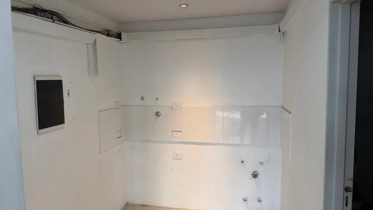 Oficina PISO ALTO 126M2 COCHERA FIJA CONTRAFRENTE PLANTA LIBRE VIGILANCIA 4