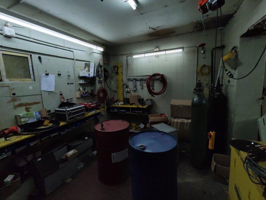Venta Galpón en Pompeya de 1900 m² 5